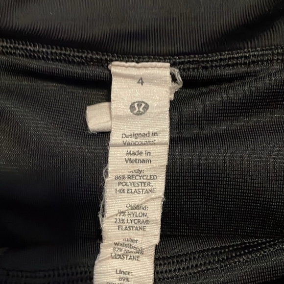 Lululemon speed up shorts - Picture 3 of 5